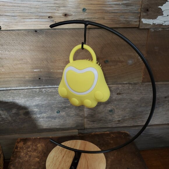 Silicone Face Scrubber Dispenser  Cat Paw - Picture 10 of 12